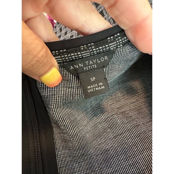 Ann Taylor black ponte knit long sleeves peplum blouse size SP - Picture 3 of 11